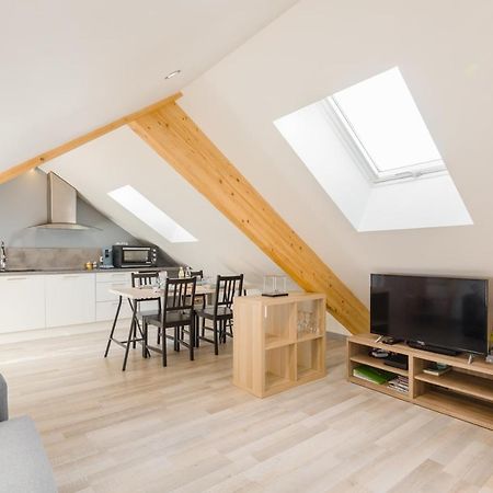 Appartement Entier - Toile Tendue - Wifi بونتارليه المظهر الخارجي الصورة